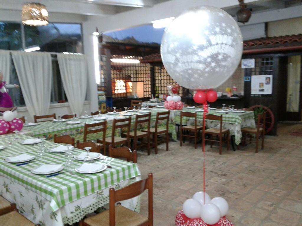 Agriturismo Beethoven โนซิ ภายนอก รูปภาพ